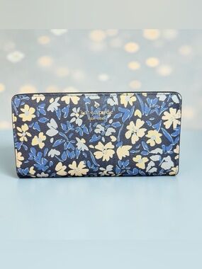 Kate Spade Large Slim Bifold Wallet
